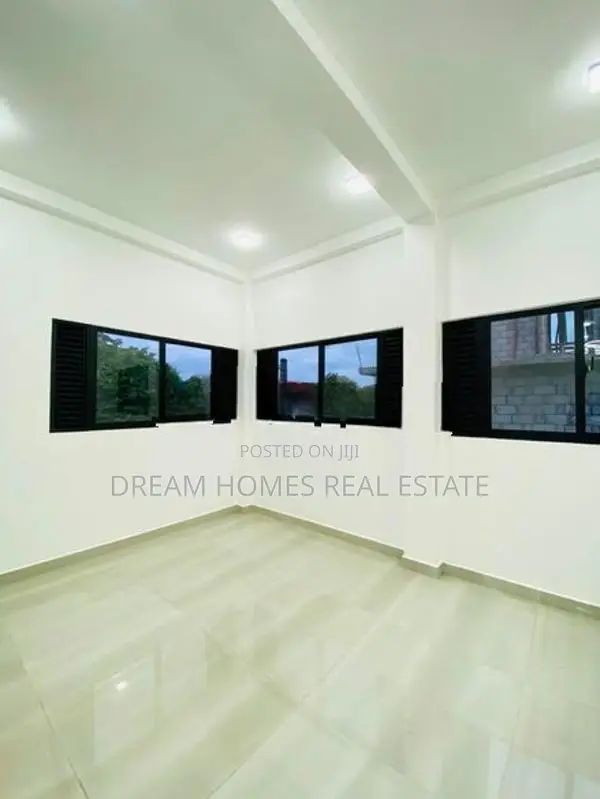 Luxury House for Sale – Athurugiriya