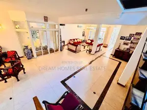 Ultra-Luxury House Facing Victoria Park – Alexandra Place, Colombo 07