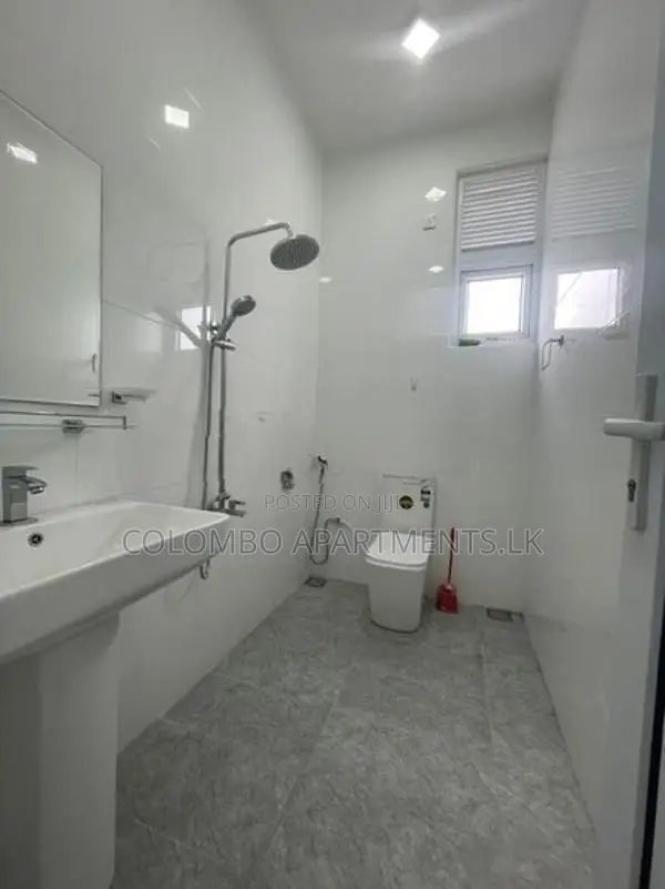 Dehiwala Apartment for Long-Term Rental. (CSM301)