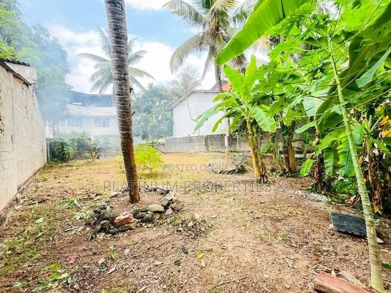 8 Perch Land for Sale in Ethul Kotte