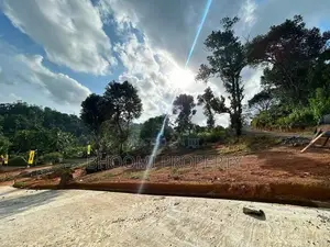 ගාල්ල උඩුගම බස් පාරට ලගින්ම