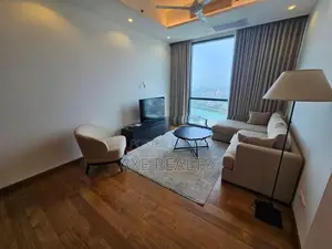Capitol Twin Peaks 3 Bed For Rent (Brand New)