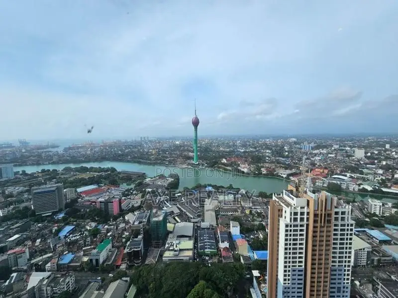 3 Bed For Rent at Capitol Twin Peaks