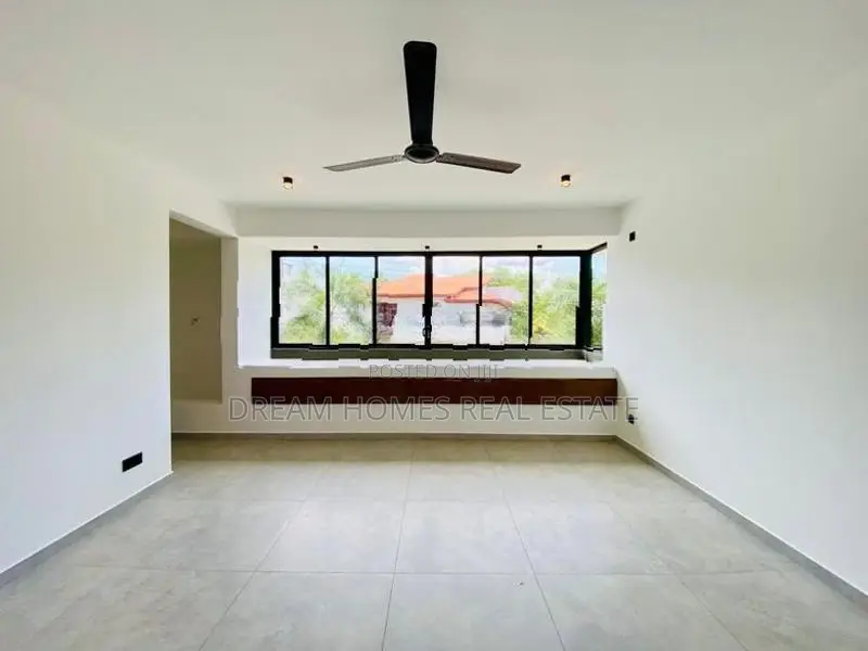 12 Perch Luxury House – Malabe