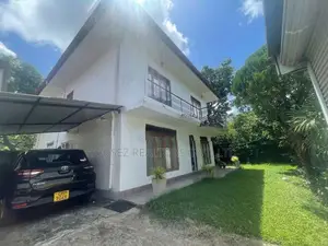 6-Bedroom House for Sale Kotikawatta