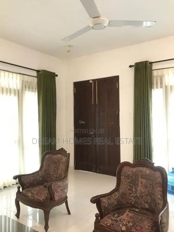 මාළඹේ New Kandy පාරට මීටර් 500යි - සියලු පහසුකම් සහිත නිවසක් විකිණීමට