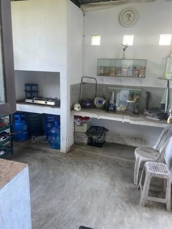 මාළඹේ New Kandy පාරට මීටර් 500යි - සියලු පහසුකම් සහිත නිවසක් විකිණීමට