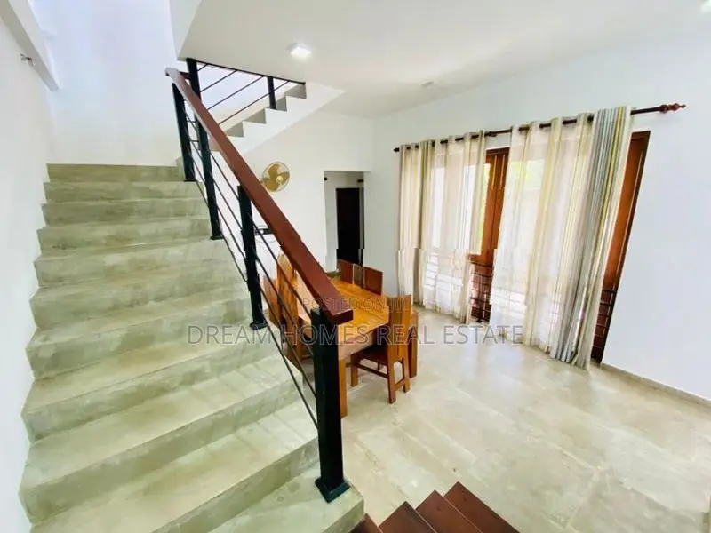 Luxury House For Sale Malabe