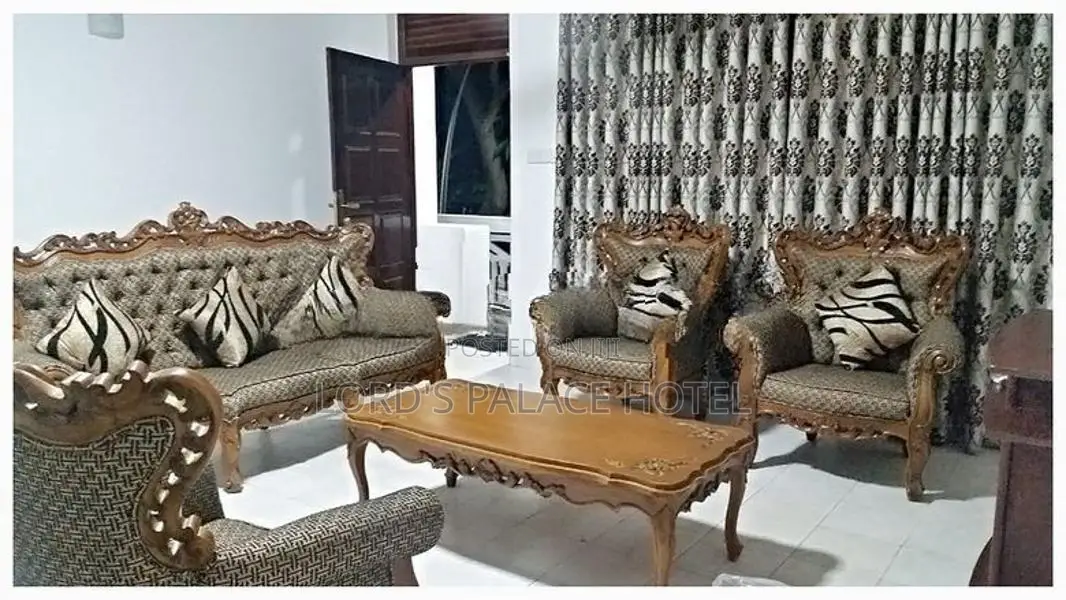 2 Bhk Holiday Bangalow Wellawatte