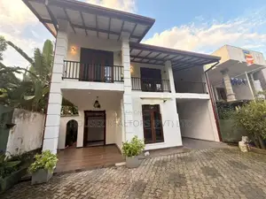 Spacious 4-Bedroom House for Sale – Kadawatha