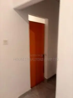 Spacious 4-Bedroom House for Sale – Kadawatha