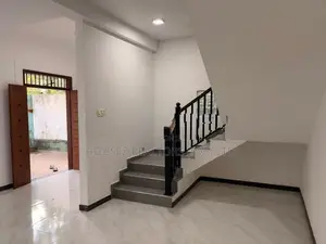 Spacious 4-Bedroom House for Sale – Kadawatha