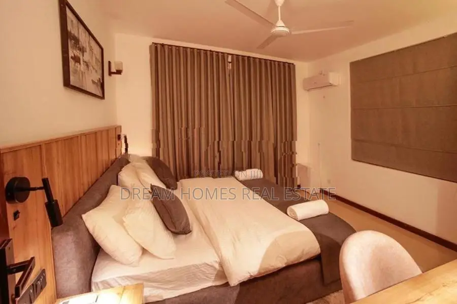 Super Luxury Furnished Villa for Rent - Kottawa
