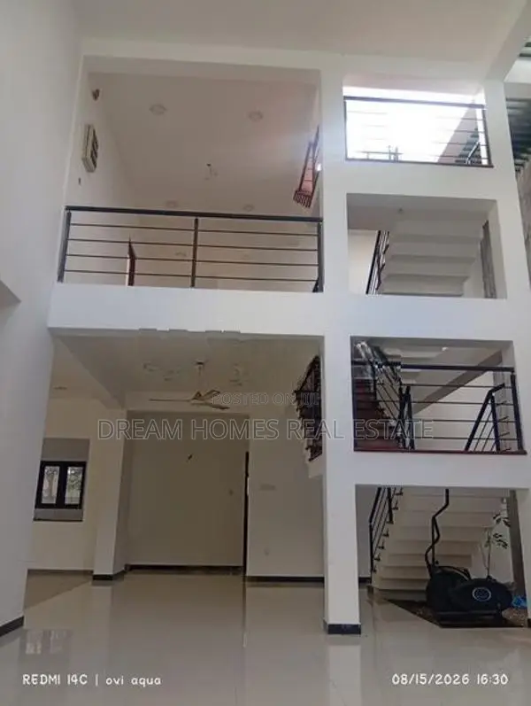 Luxury 4 Bedroom House for Rent – Akuregoda, Battaramulla