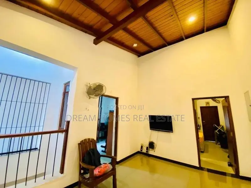 Luxury 2-Storey House for Sale in Rukmalgama