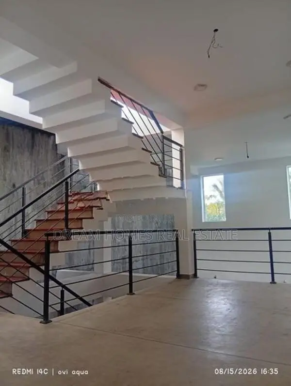 Luxury 4 Bedroom House for Rent – Akuregoda, Battaramulla