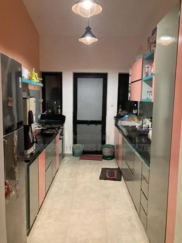 Spacious 4-Bedroom House for Rent – Thalawathugoda