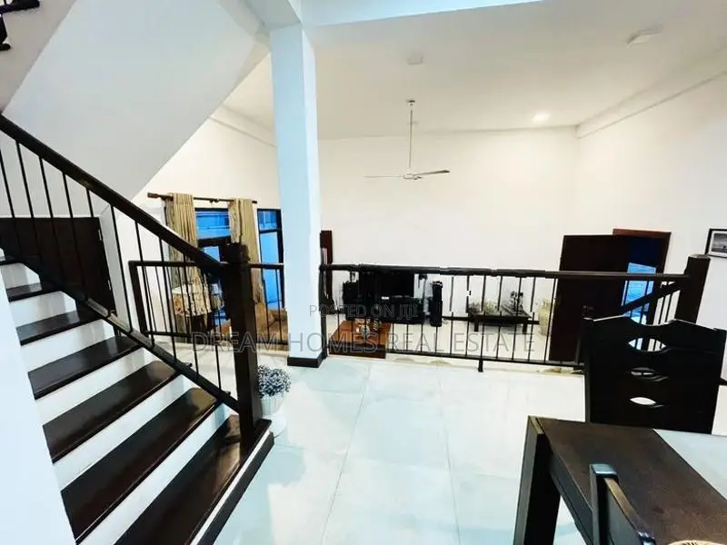 Modern 2-Storey House for Sale in Thalawathugoda – Kalalgoda
