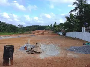 Luxury Land for Sale in Moragahahena Road Homagama