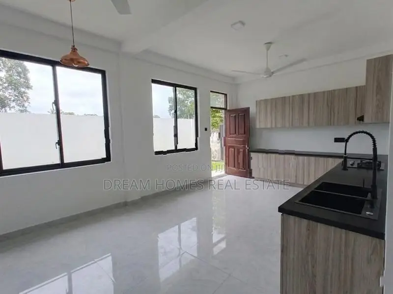 Brand New Luxury House for Sale in Kottawa – Malabe Road