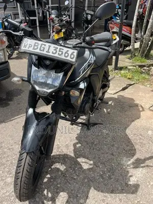Yamaha Fz Version 2.0 2018 Motorbike (Used)