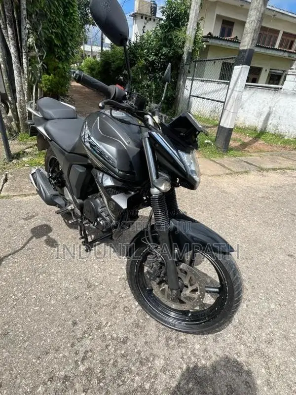 Yamaha Fz Version 2.0 2018 Motorbike (Used)