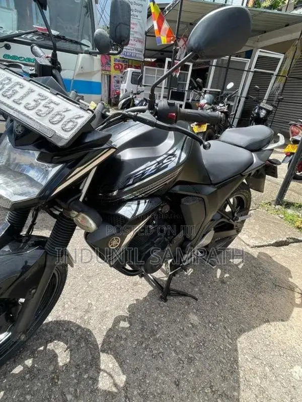 Yamaha Fz Version 2.0 2018 Motorbike (Used)