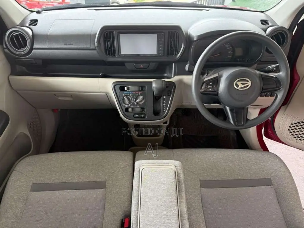 Toyota Passo 2016 Car (Used)