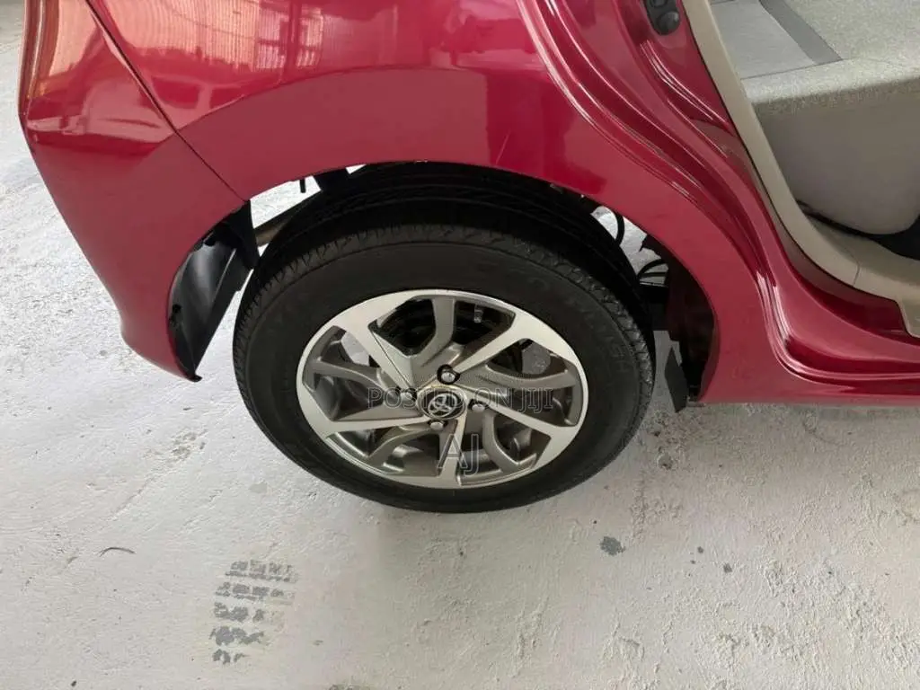 Toyota Passo 2016 Car (Used)
