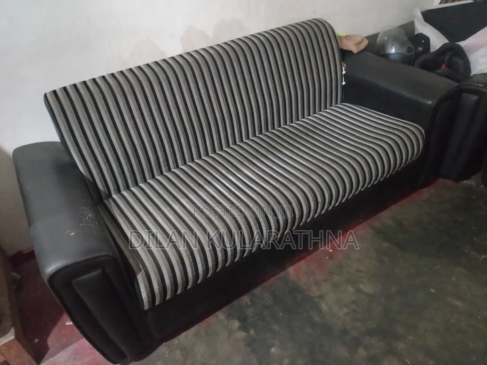 Sofa Set Urgent Selling