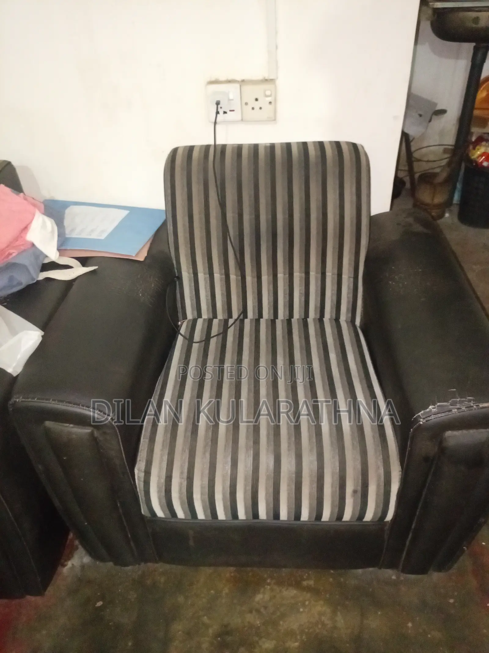 Sofa Set Urgent Selling