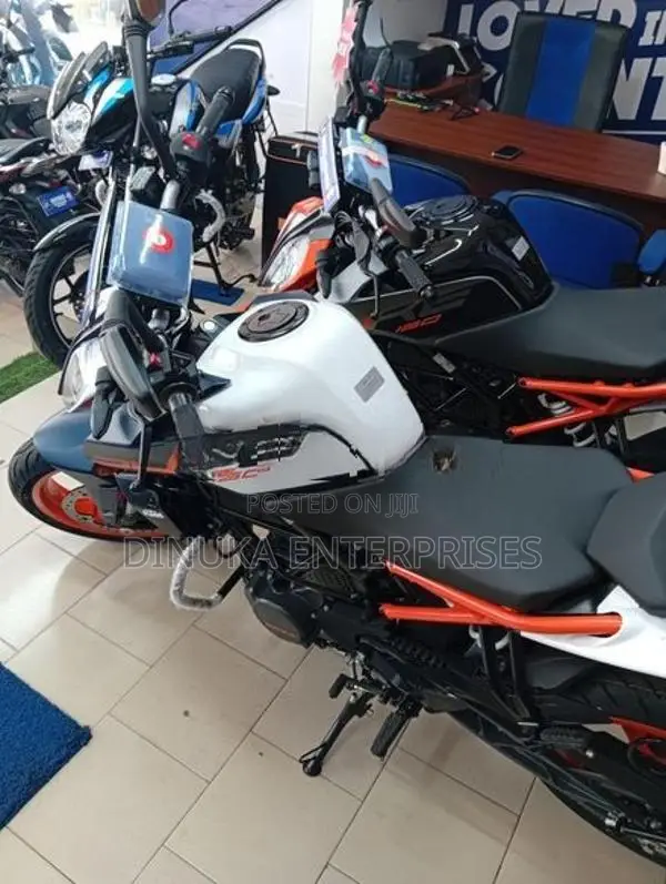 KTM Duke 160 2026