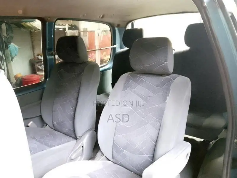 Nissan Serena VX GN-8 2001