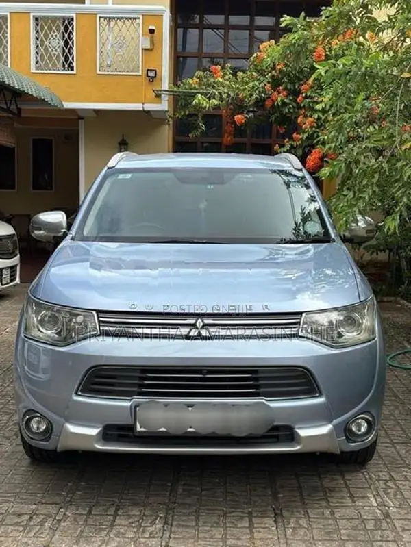 Mitsubishi Outlander Phev 2014