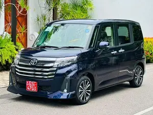 Toyota Roomy Custom GT 2022