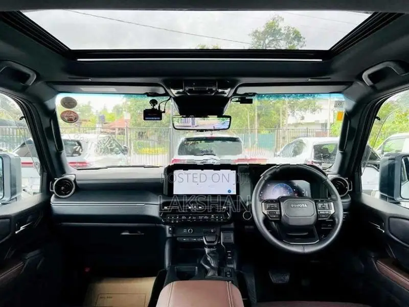 Toyota Land Cruiser Prado 250 2024