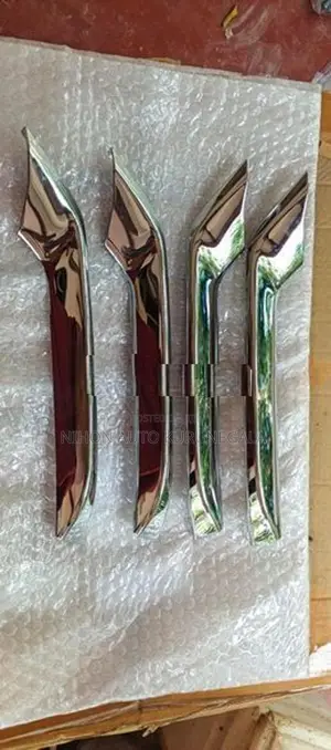 Honda Vezel Fog Lamp Nickel Cover