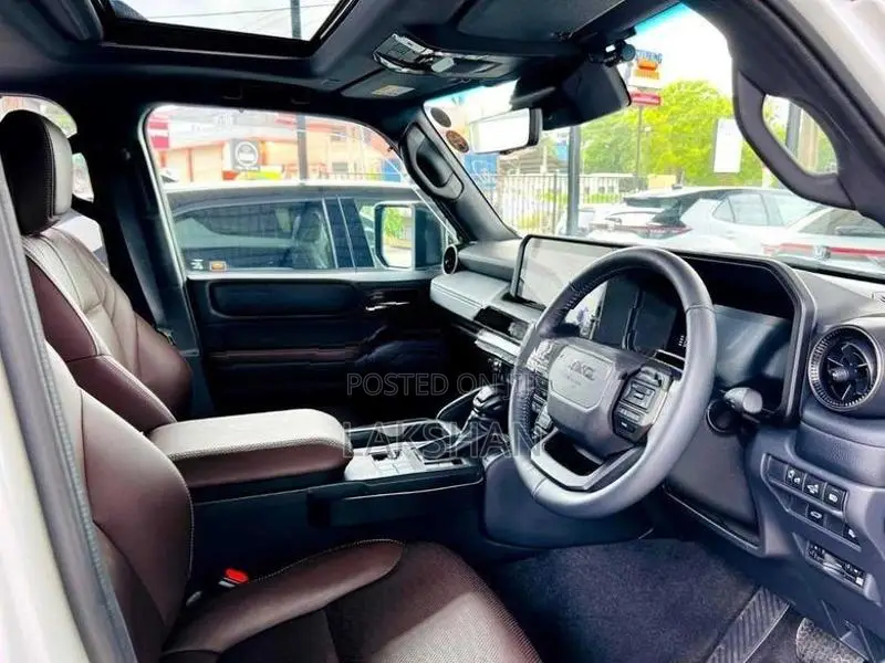 Toyota Land Cruiser Prado 250 2024