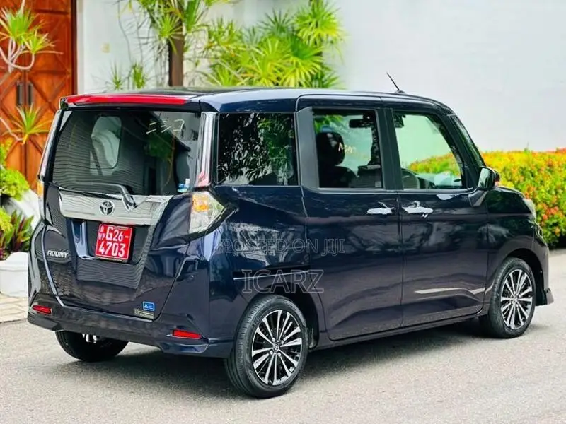 Toyota Roomy Custom GT 2022