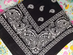 ඔයාගේ Outfit එකට Class එකක් එකතු කරන්න සුපිරිම Quality Scarf එකක්!