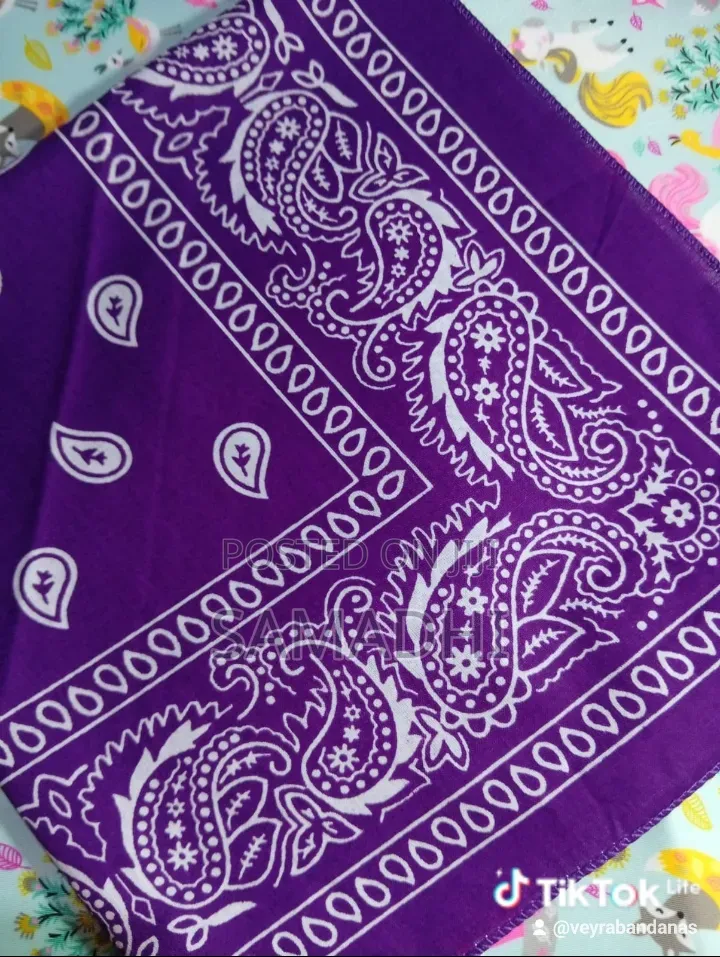 ඔයාගේ Outfit එකට Class එකක් එකතු කරන්න සුපිරිම Quality Scarf එකක්!