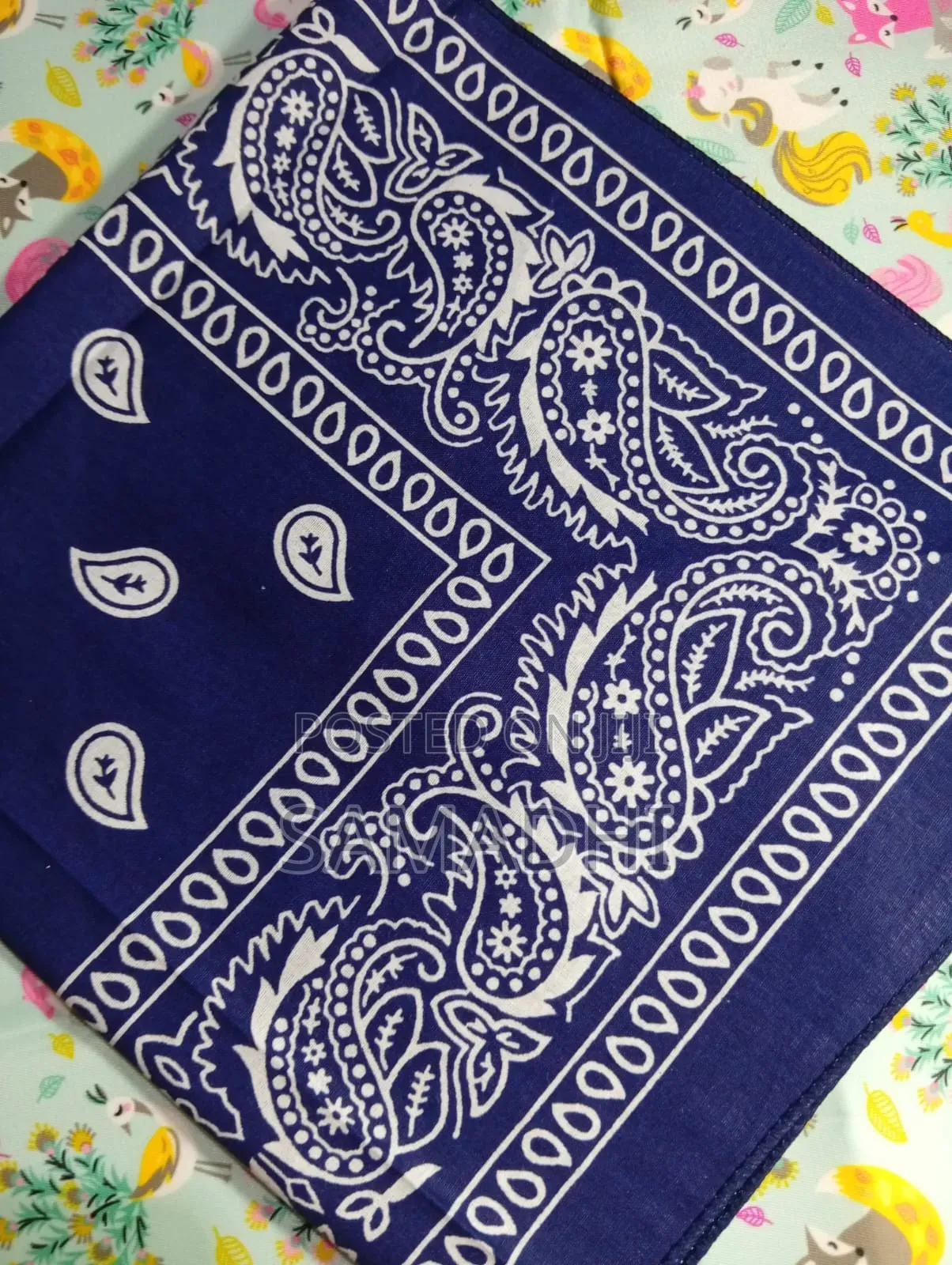 ඔයාගේ Outfit එකට Class එකක් එකතු කරන්න සුපිරිම Quality Scarf එකක්!