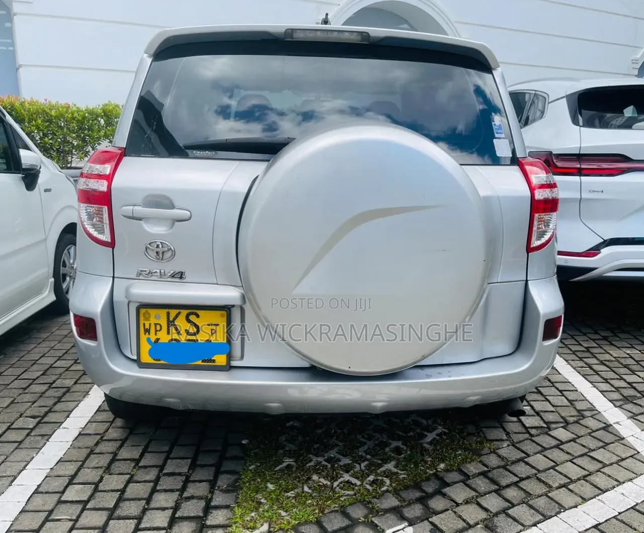 Toyota RAV4 2010 Silver