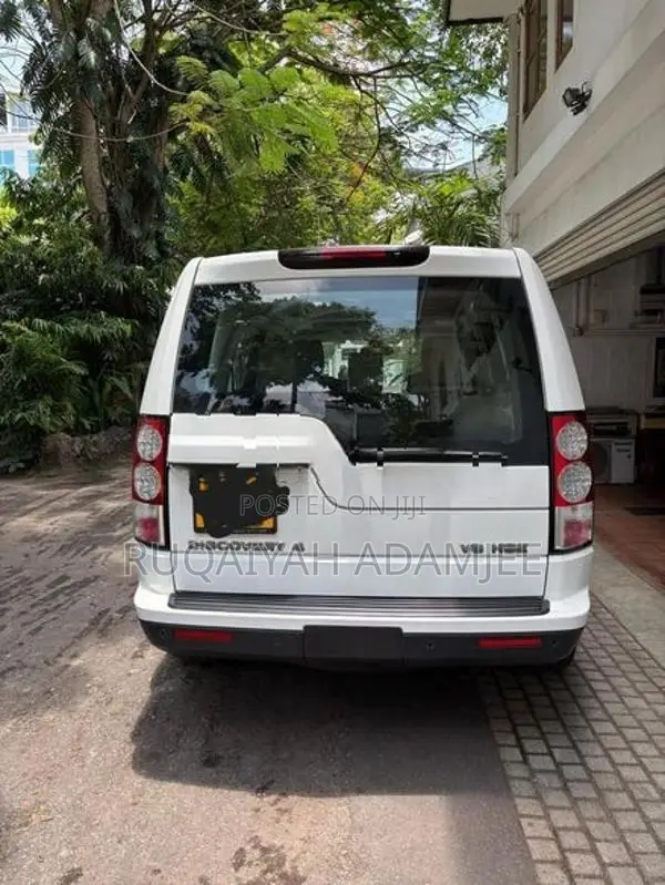 Land Rover Discovery 2011