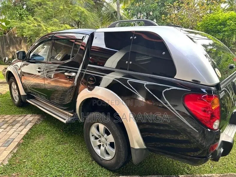 Mitsubishi L200 2006