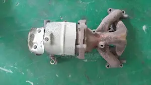 Nissan Sunny FB15 Catalytic converter