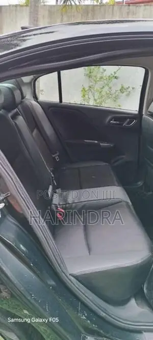 Honda Grace 2016