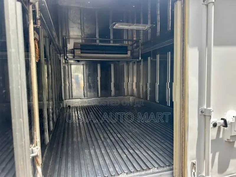 Toyota Hilux Champ freezer 2026