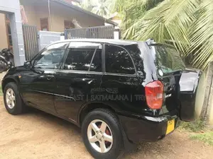 Toyota RAV4 2001