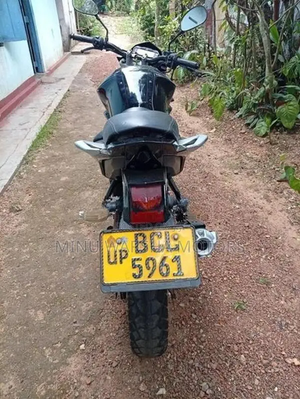 Yamaha MT 15 2015